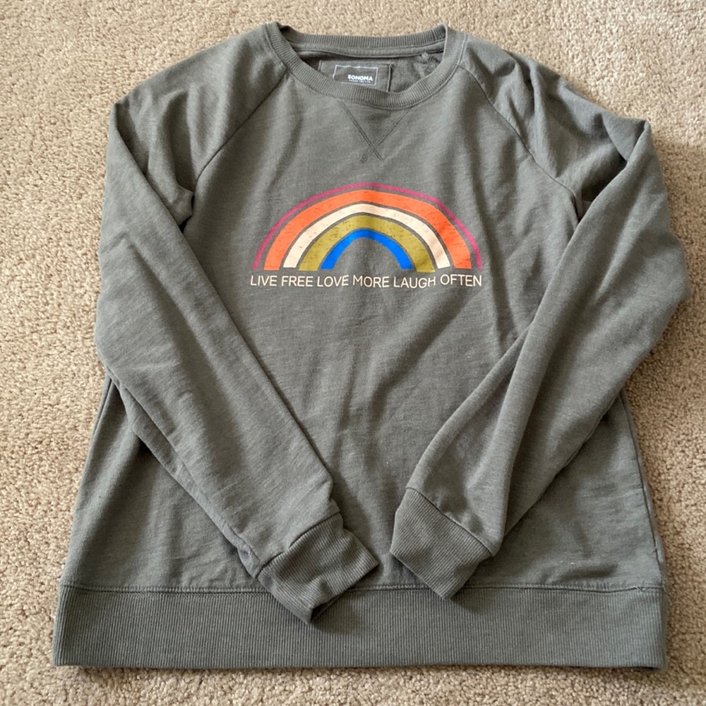 Green crew neck sweatshirt
